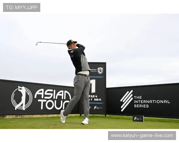 开云前瞻LIV揭幕战古奇三强领跑拉姆T4冲冠 开云前瞻LIV揭幕战古奇三强领跑拉姆T4冲冠